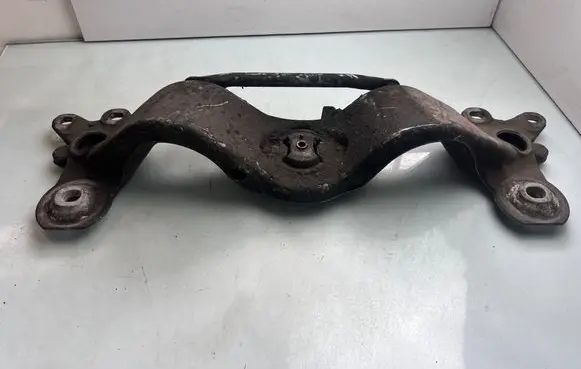 Audi A4 S4 B7 8E 8H Front subframe 8E0399263R