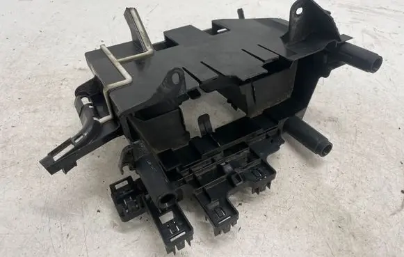 BMW 1 F20 F21 Other engine bay part 8606552