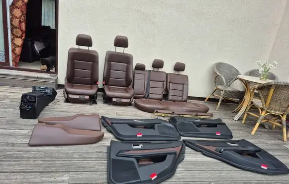 Mercedes-Benz E W212 Seat set 