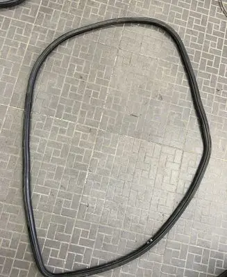 Peugeot 4007 Front door rubber seal 