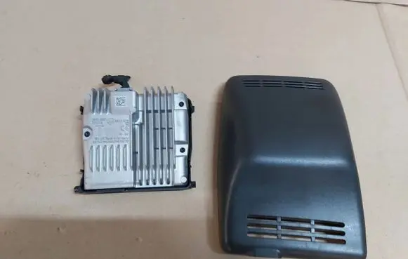 Toyota Aygo AB40 Air suspension valve block 
