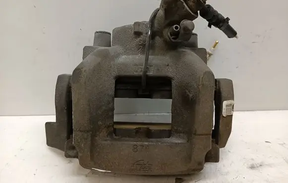 Peugeot 508 Front brake caliper