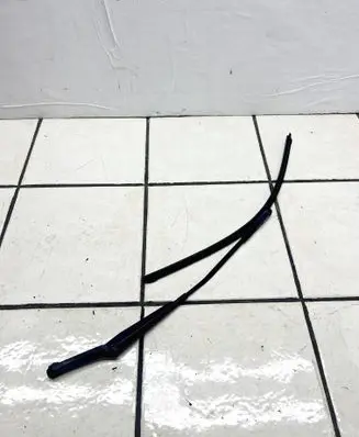 Audi A6 C7 Front wiper blade arm 16516