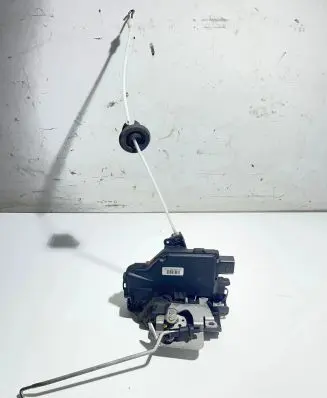 Audi A4 S4 B6 8E 8H Front door lock PA6630FV 8E1837016C