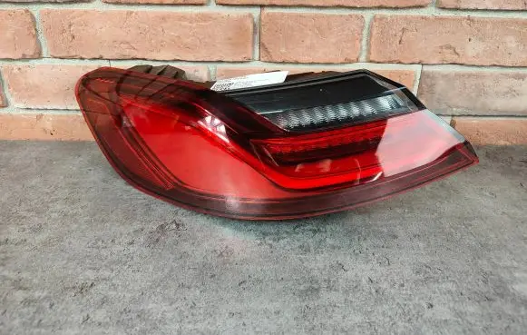 BMW 8 G14 Rear/tail lights 7445771 2061010107 CCC17040A