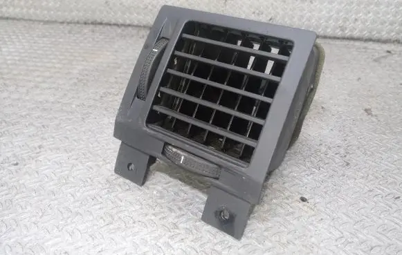 Opel Vectra C Dashboard side air vent grill/cover trim 230635620