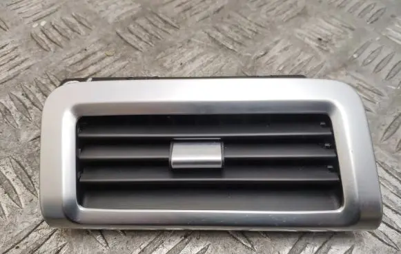 Bentley Flying Spur Air intake duct part 3W5819728D 3W5819728C