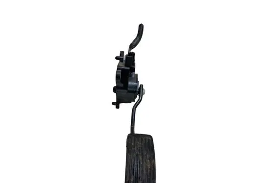 Nissan X-Trail T31 Accelerator throttle pedal 18002JG00B
