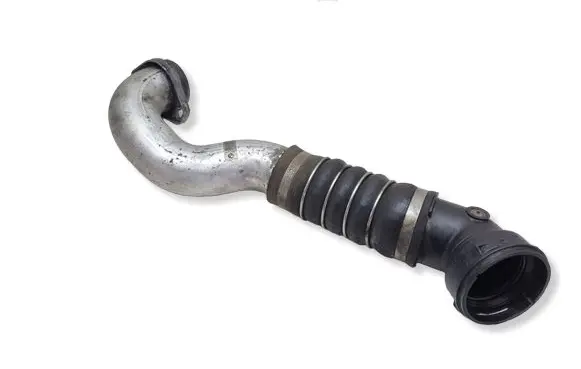 BMW 5 E60 E61 Intercooler hose/pipe 7808414