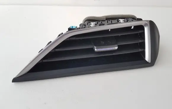 Subaru Forester SK Dash center air vent grill 66100SJ010 S16413890