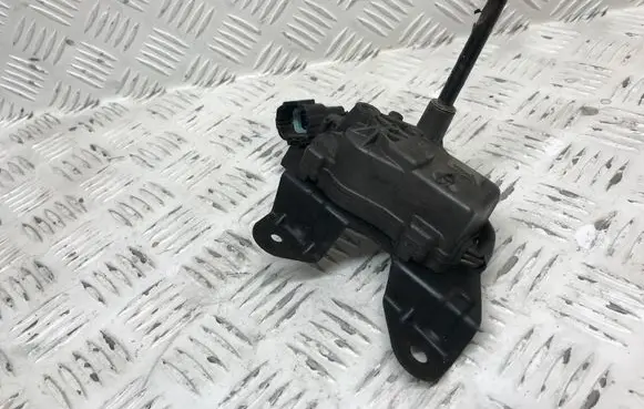 Nissan Patrol Y61 Rear window wiper motor