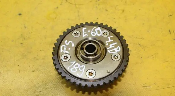 BMW 5 E60 E61 Camshaft pulley/ VANOS 7506775
