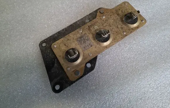 Audi 80 90 S2 B4 Coolant fan relay 4A0959493A