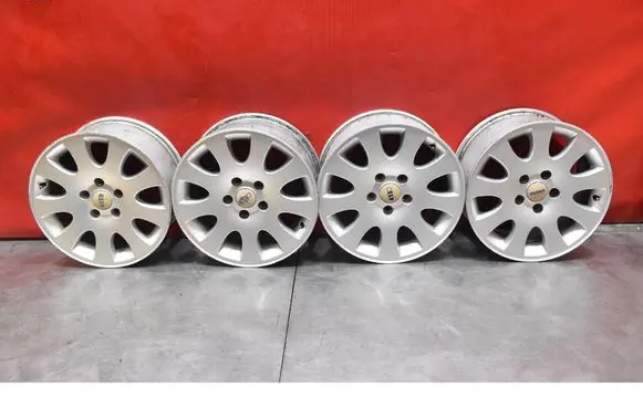 Audi A4 S4 B5 8D R18 alloy rim 4B0601025K