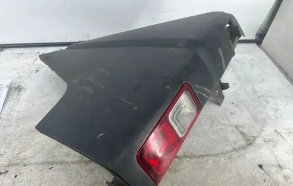 Renault Trafic III (X82) Rear bumper corner part panel trim 265542228R