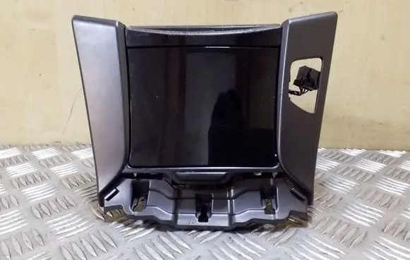 Hyundai i40 Glove box central console 846353Z600 961203Z500 913003Z161