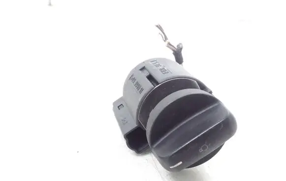 BMW 5 E39 Light switch 8363683