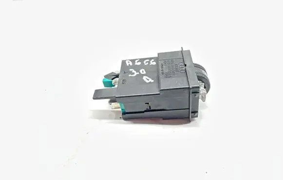 Audi A6 Allroad C6 Seat heating switch 8E0963563