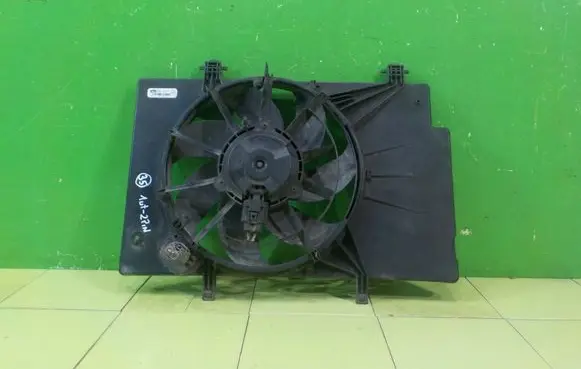 Ford Transit Courier Fan set 8V518C607EF