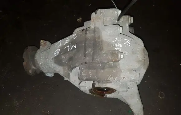 Mercedes-Benz ML W163 Rear differential 4460310012
