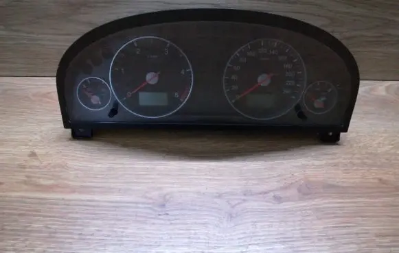Ford Mondeo Mk III Speedometer (instrument cluster) 3S7T10849 449046