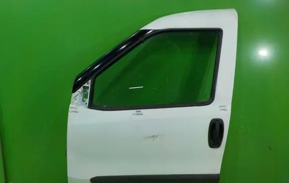 Opel Combo D Front door PRZOD LEWE