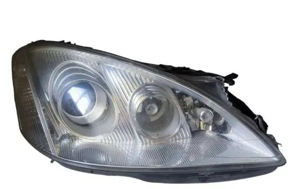 Mercedes-Benz S W221 Headlight/headlamp A2218200861 0301216282