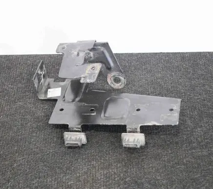 Volkswagen Amarok Other engine bay part 2H0131563A 2H0129456D