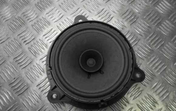 Nissan Juke I F15 Front door high frequency speaker 28156BR00A R1586