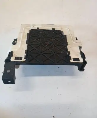 Volvo XC60 Engine control unit holder 30729835 6G9N17108
