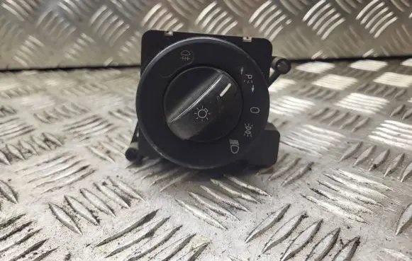 Volkswagen Crafter Light switch HVW9065450504