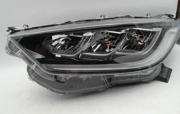 Toyota Yaris XP210 Headlight/headlamp 81150K0081