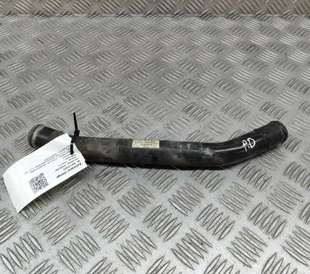 Porsche Boxster 986 Engine coolant pipe/hose 99610661554