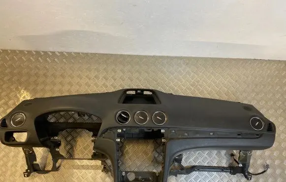 Ford Galaxy Dashboard