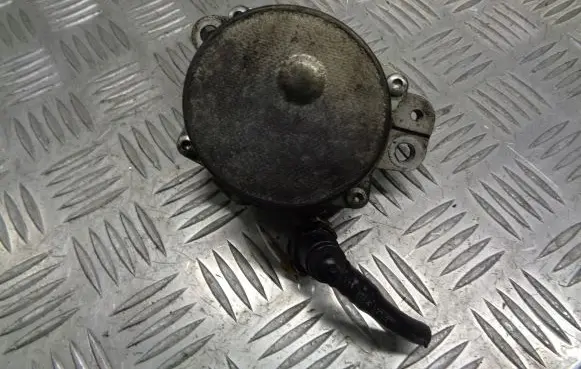 Opel Corsa C Vacuum pump