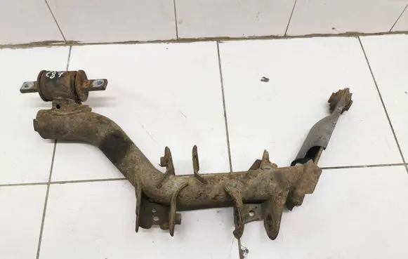 Honda CR-V Rear upper control arm/wishbone
