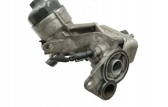 Opel Astra H Oil filter mounting bracket 