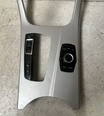 BMW X3 F25 Armrest 918448108