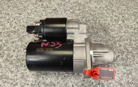 BMW 3 E90 E91 Starter motor 1543306 13625803