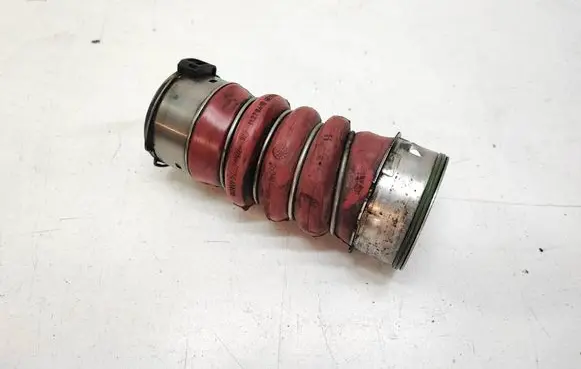 BMW 1 E82 E88 Intercooler hose/pipe 7802754