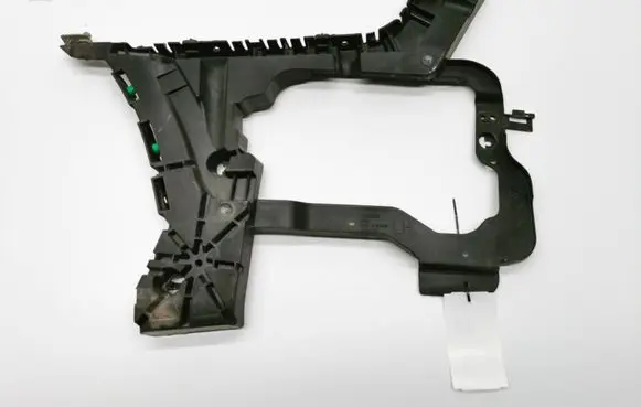 Volvo S90, V90 Rear bumper mounting bracket 31425065