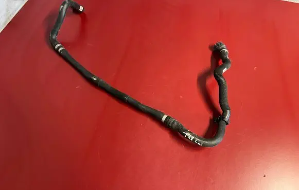 BMW X1 F48 F49 Engine coolant pipe/hose 6832801 6832803 64216832801