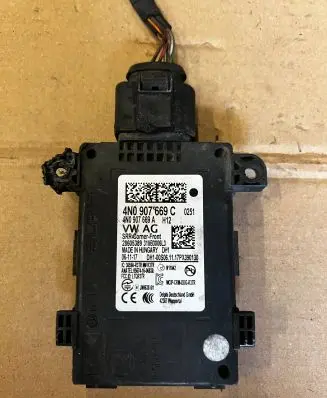 Audi A8 S8 D5 Distronic sensor radar 4N0907669C