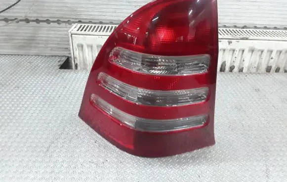 Mercedes-Benz C W203 Rear/tail lights