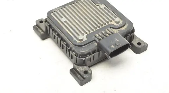 Volvo C30 Fuel pump relay 4N5T-9C105-AG