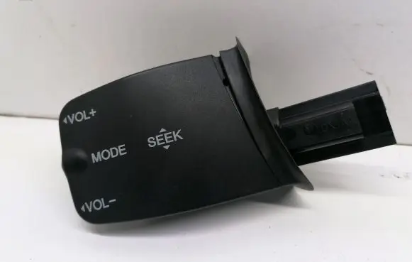 Ford Focus Multifunctional control switch/knob 758709