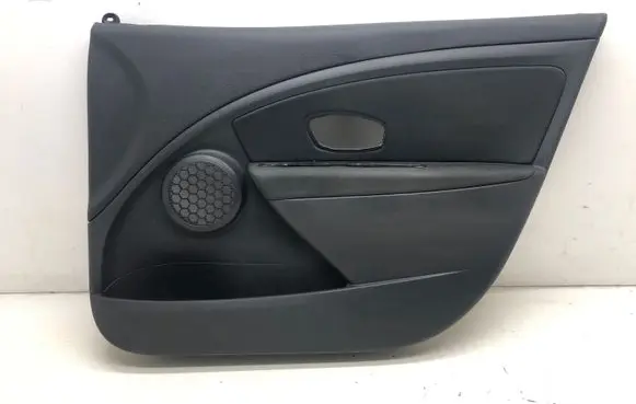 Renault Megane III Front door card panel trim 809005654R