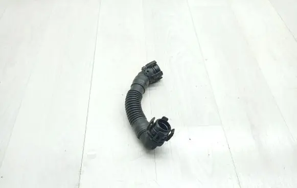 Audi A3 S3 8P Breather/breather pipe/hose 
