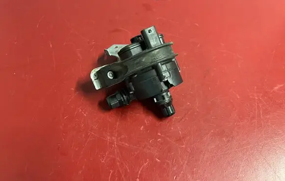 BMW X2 F39 Electric auxiliary coolant/water pump 8486848