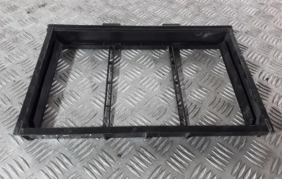 Mercedes-Benz Vito Viano W639 Cabin air micro filter frame (part) A6398300165